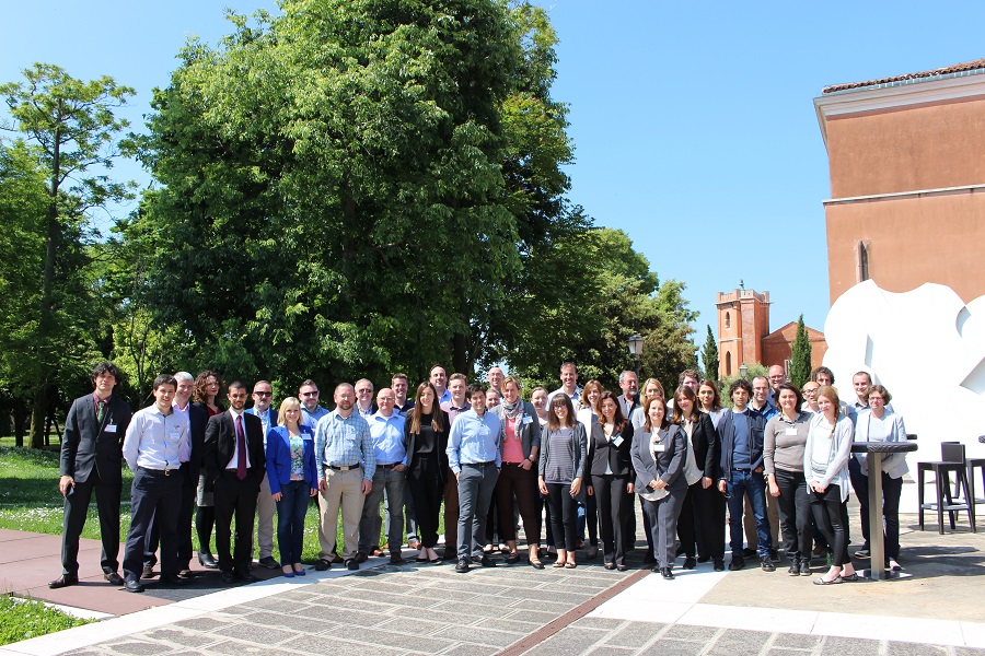 Jesus Izco, Coordinator of NANBIOSIS and José Luis Pedraz, Scientific Director of Unit 10-Drug Formulation of NANBIOSIS and NanoBioCel Group of CIBER-BBN, participated in the 2ª General Assambly of DRIVE project, held in Venice, May 16th-17th 2016.